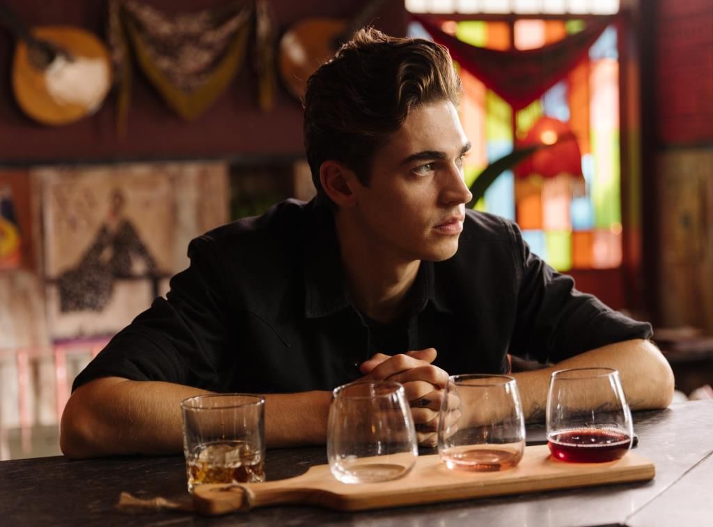 Hero Fiennes Tiffin vo filme After: Navždy.