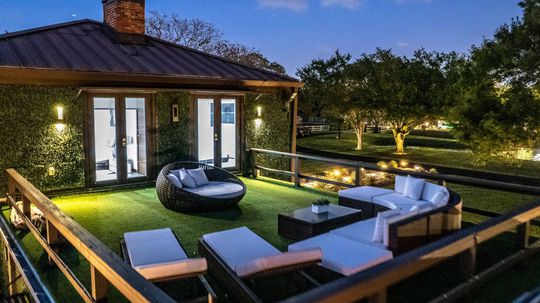 Vonkajší priestor ranča poskytuje viacero...