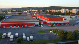 Darilo sa aj maloobchodnému reťazcu Labaš,...