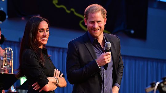 Vojvodkyňa Meghan a princ Harry na recepcii...