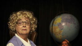 Božidara Turzonovová v hre Riaditeľky zemegule. 