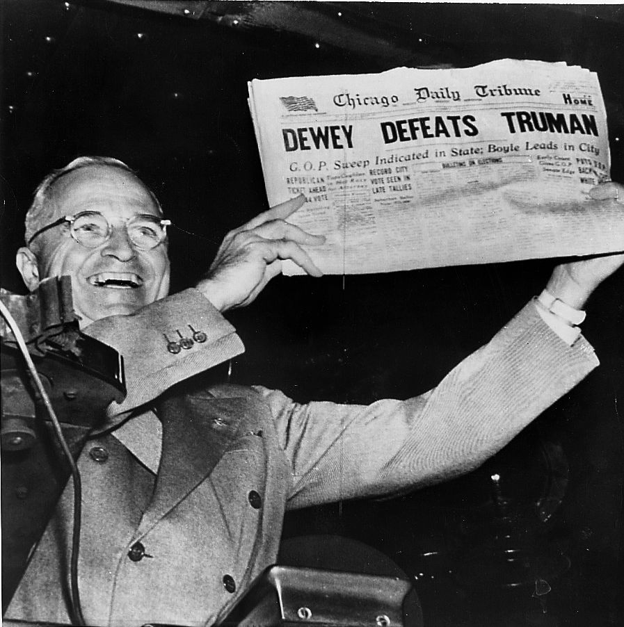 Harry Truman po víťazstve v prezidentských...