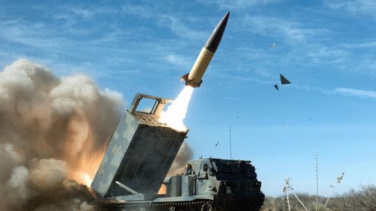 Po dodaní amerických rakiet ATACMS Ukrajine bude pod paľbou celý Krym