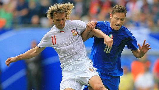 Bol neuveriteľný plačko! Legendárny Totti si podal modlu českého futbalu