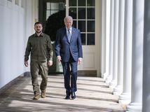 ONLINE: Zelenskyj poďakoval Bidenovi za pomoc v boji proti 