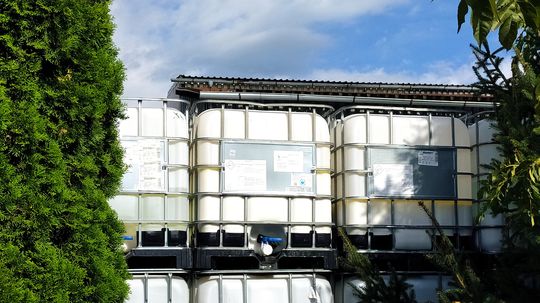 Nebezpečný odpad v priestoroch staršieho...