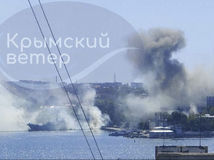 ONLINE: Ukrajinci zasiahli veliteľstvo ruskej flotily v Sevastopole v čase porady velenia, zomreli údajne aj generáli