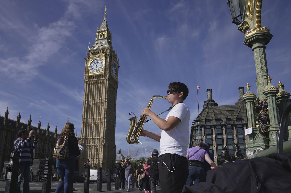 Británia, Londýn, saxofón
