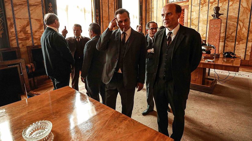 Záber z filmu Muž, ktorý stál v ceste.