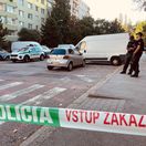 Dúbravka / Fedáková ulica / Polícia / Policajná páska / Kriminalisti /