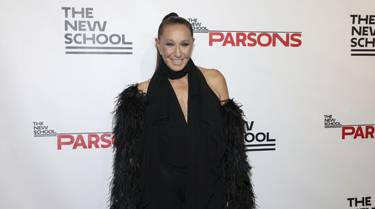 7 odevov, ktoré spolu ladia a máte komplet šatník: Donna Karan zjednodušila ženám obliekanie, v móde hrala prvú ligu 