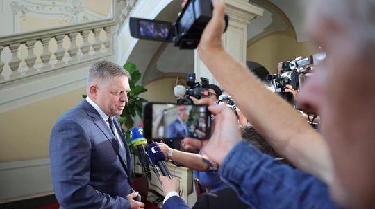 Predseda Smeru Robert Fico si od prezidentky...