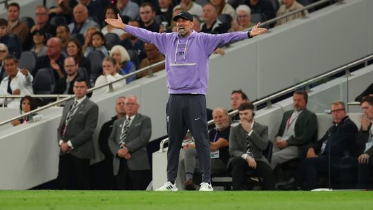 Liverpool nenechá zapadnúť prachom problémy so systémom VAR počas duelu na pôde Tottenhamu