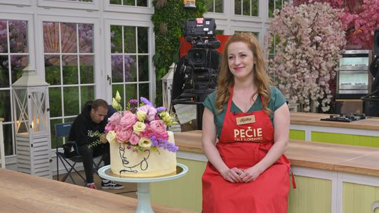 Katka a jej torta "Dáma s klobúkom". 