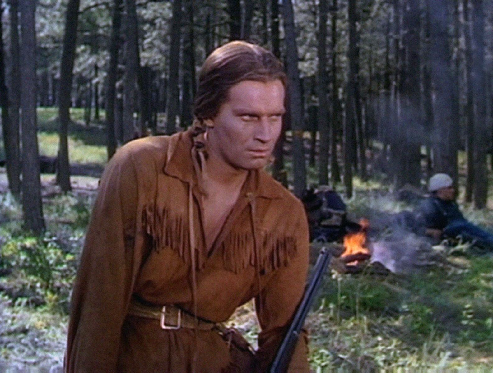 Charlton Heston vo westernovom filme The Savage...