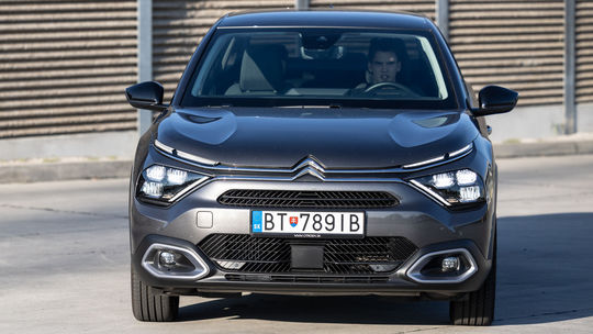Citroën C4 X BlueHDi 130 (2023)