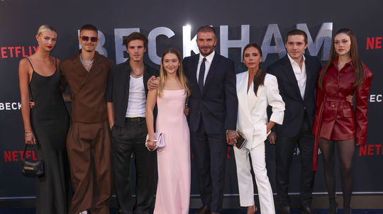 Celá rodina na premiére dokumentu 'Beckham' v...