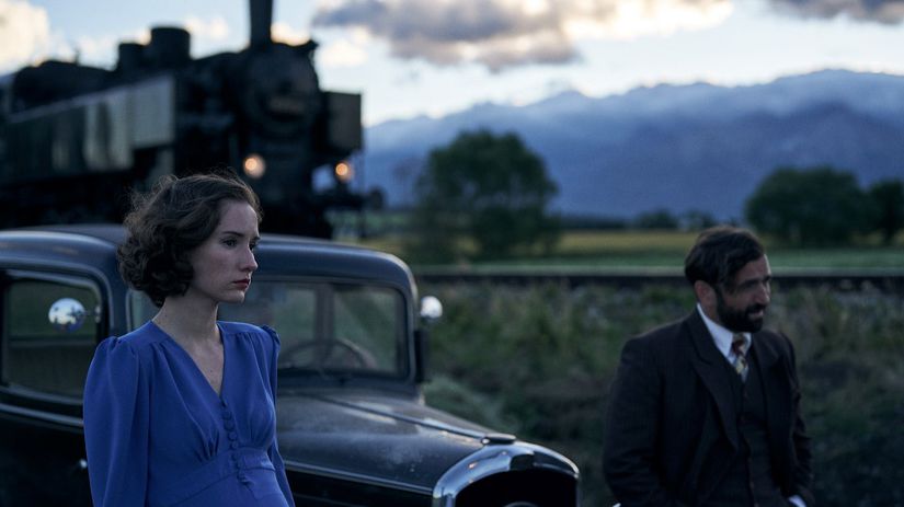 Eliška Křenková a Milan Ondrík fo filme Úsvit.