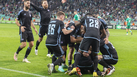 Weiss penaltu nepremenil, Čavrič áno. Slovan uspel v Ľubľane a vedie skupinu