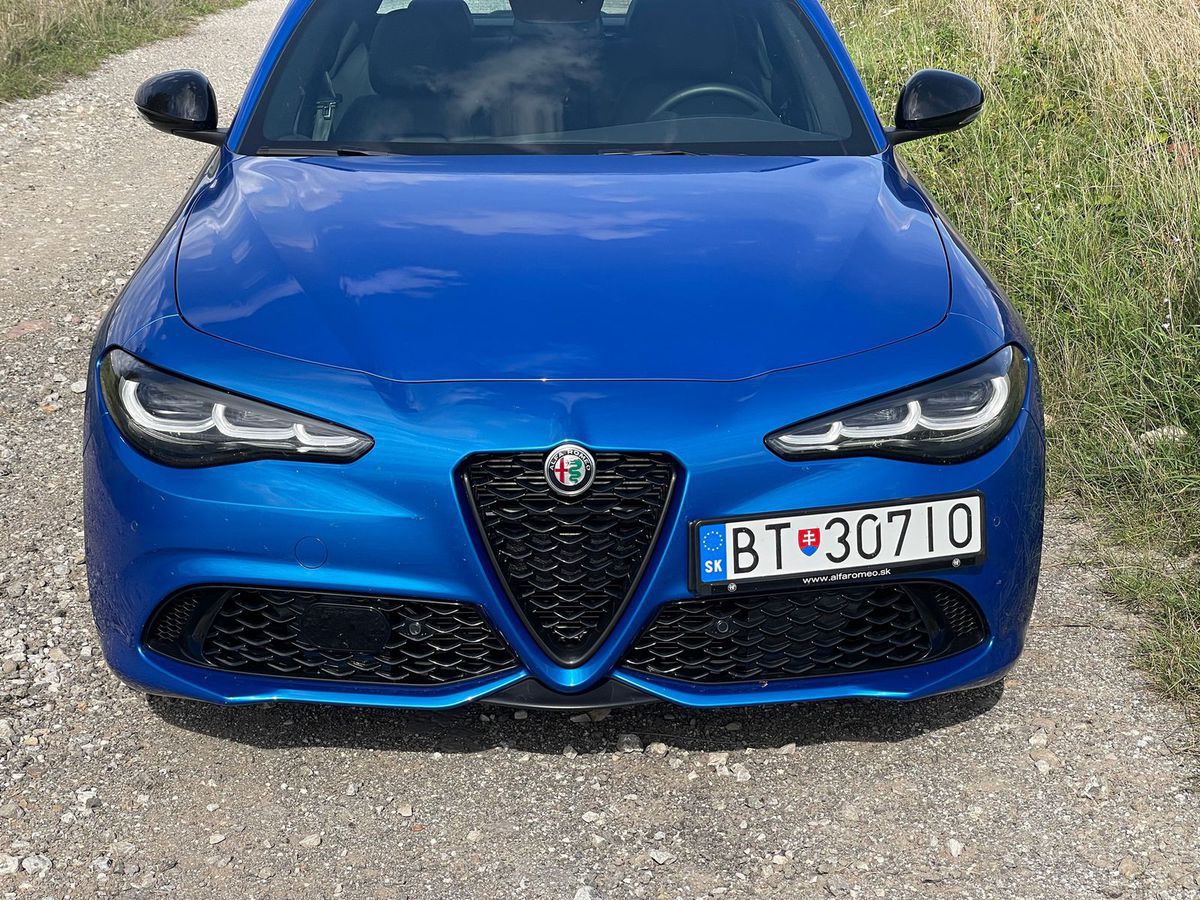 Najväčšou dizajnovou zmenou sú predné LED...