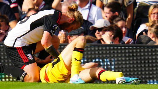 Štyri góly Chelsea, senzačný obrat Manchestru United. V Londýne hororové zranenie obrancu