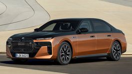 BMW i7 M70 x Drive 1