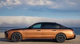 BMW i7 M70 x Drive 3