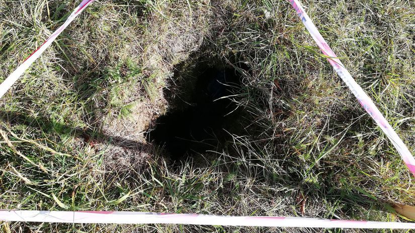 Prepadlisko sa nachádza v prírode pod Veľkým...