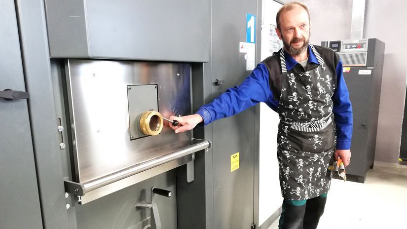 Otvor do jednej z pecí.