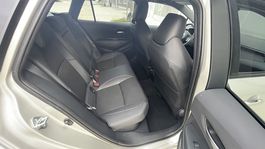 Toyota Corolla TS GR Sport 2.0 Hybrid (2023)