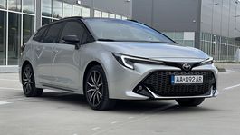 Toyota Corolla TS GR Sport 2.0 Hybrid (2023)