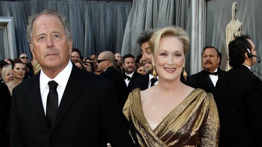 Meryl Streep po boku mažela,Dona Gummera, v...