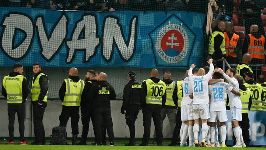 Derby ukoristil Slovan a vedie ligu. Rozhodol nádherný gól bývalého hráča Trnavy