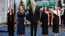 Kráľ Felipe s manželkou, kráľovnou Letiziou a dcérami