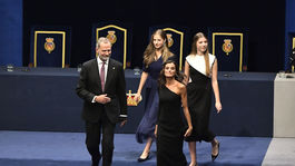 kráľ Felipe VI a kráľovná Letizia s dcérami