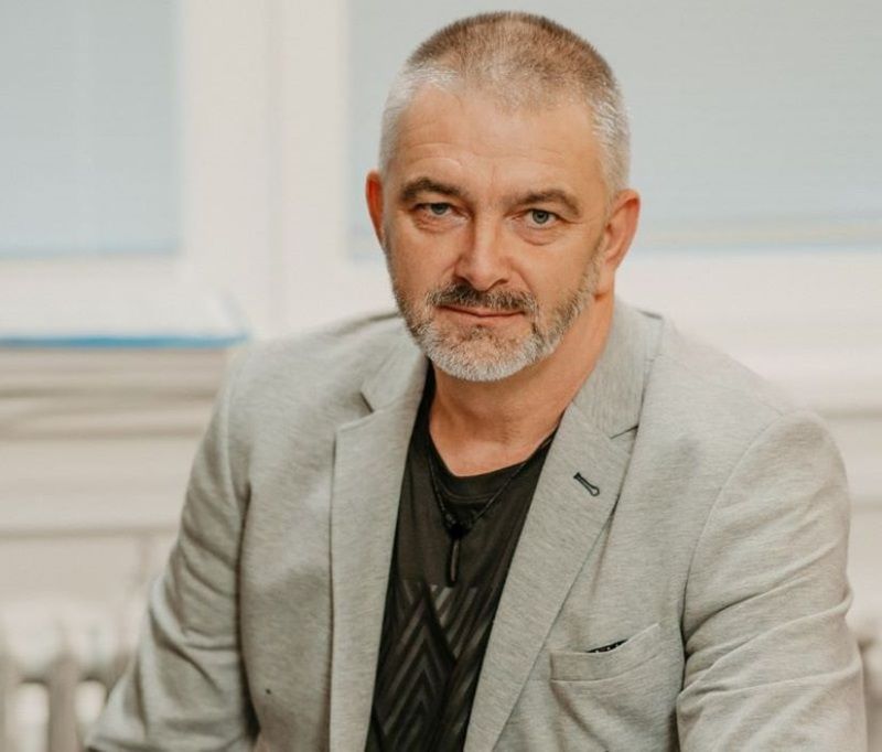 Prof. Peter Tauš, vedúci oddelenia...