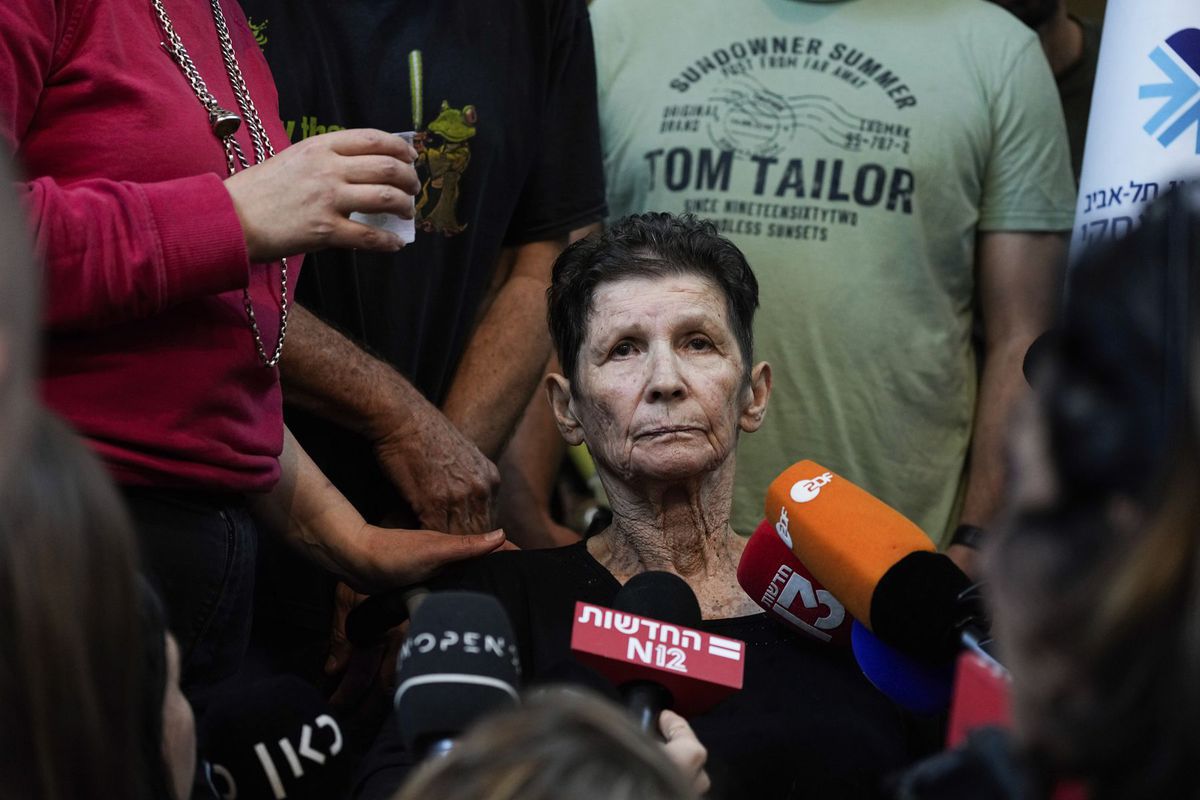 Prepustená 85-ročná izraelská rukojemníčka,...