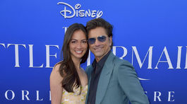 John Stamos a jeho manželka Caitlin McHugh