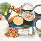 kosti, vápnik, rednutie kostí, osteoporóza, syr, vajíčka, mandle, sardinky