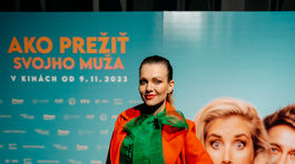Speváčka Martina Schindlerová na premiére filmu Ako prežiť svojho muža.