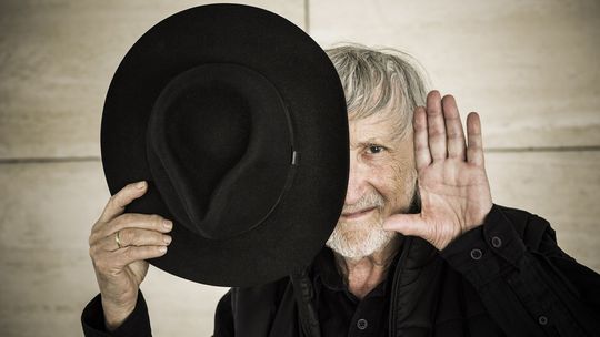 Režisér Juraj jakubosko nemôže medzi filmovými...