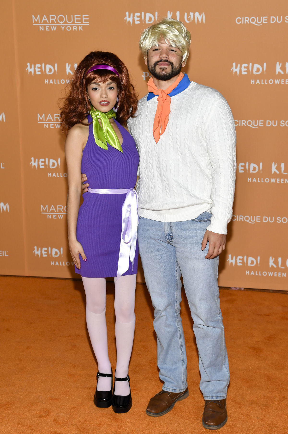 Herečka Rachel Zegler a jej partner Josh Andrés...