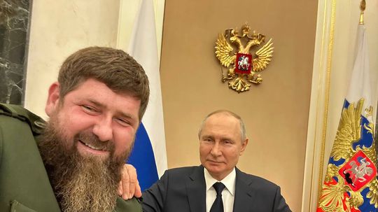 Mohol by Kadyrov nahradiť Putina a viedlo by to k rozpadu Ruska?
