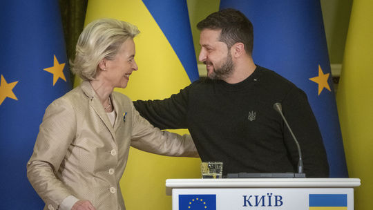 ONLINE: Zelenskyj: Budeme v EÚ. Maďarsko a Poľsko majú pre Kyjev špeciálne podmienky