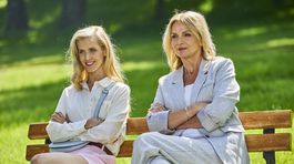 Jana Bernášková (vľavo) a Ivana Chýlková