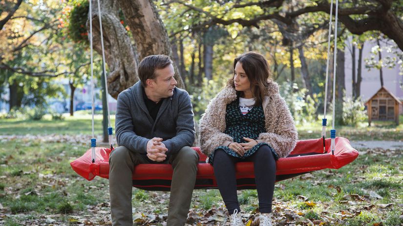 Kryštof Hádek a Kristína Svarinská vo filme...
