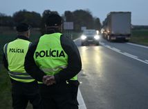 Kolóna / Kamióny / Polícia /