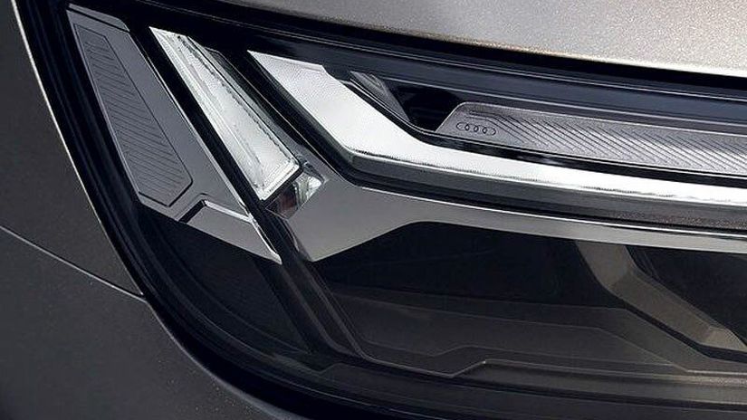 Audi Q5 - svetlo 2023