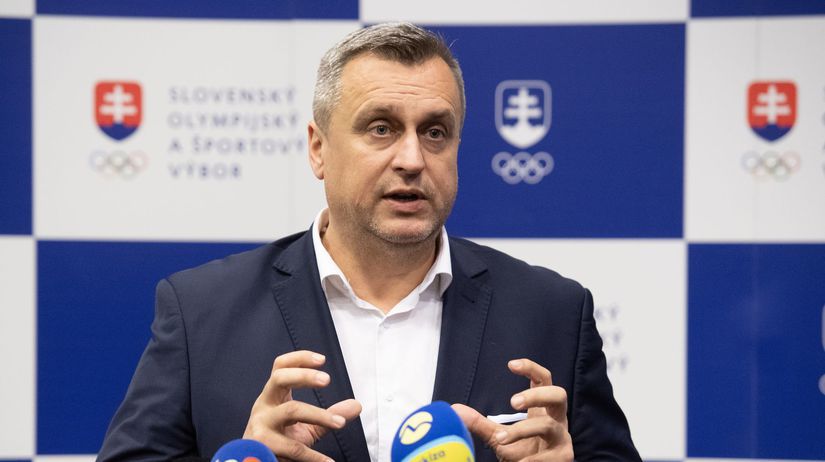 Podpredseda NR SR a predseda SNS Andrej Danko...
