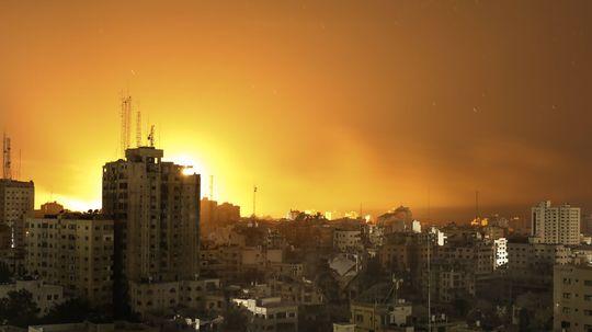 Hamas je pred rozpadom, vyhlásil Izrael. Z Rafahu hlásia obete po nálete